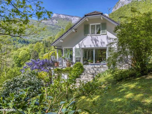 Propriété 6 pièces 250 m²