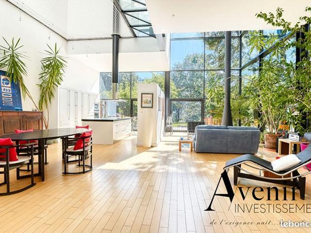 Propriété 6 pièces 251 m²
