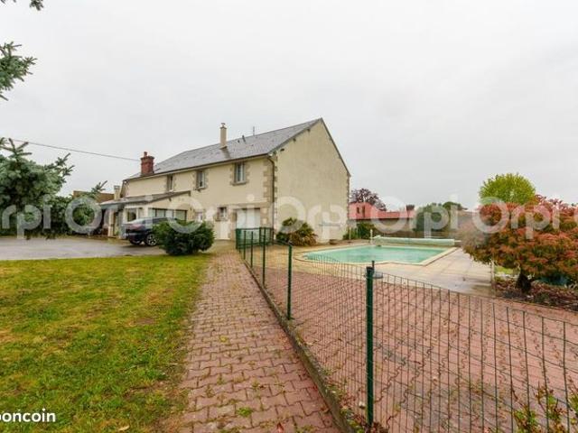 Propriété 6 pièces 265 m²