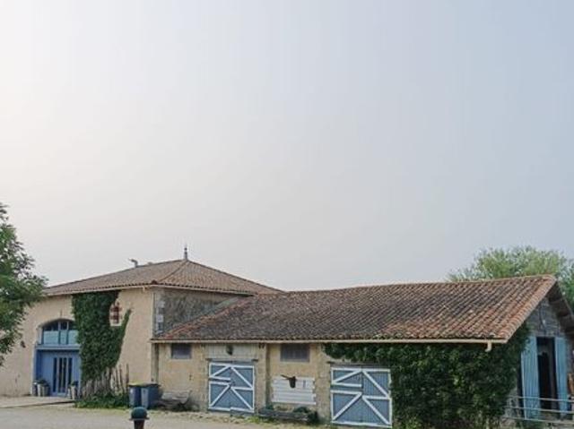 Propriété 6 pièces 267 m²