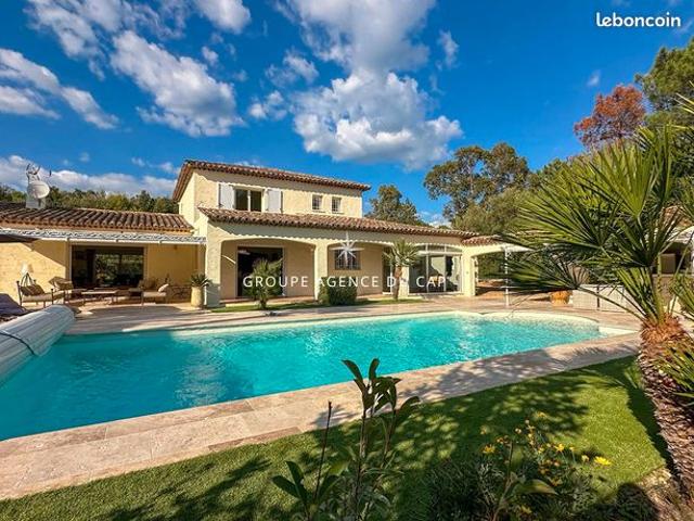 Propriété 6 pièces 269 m²