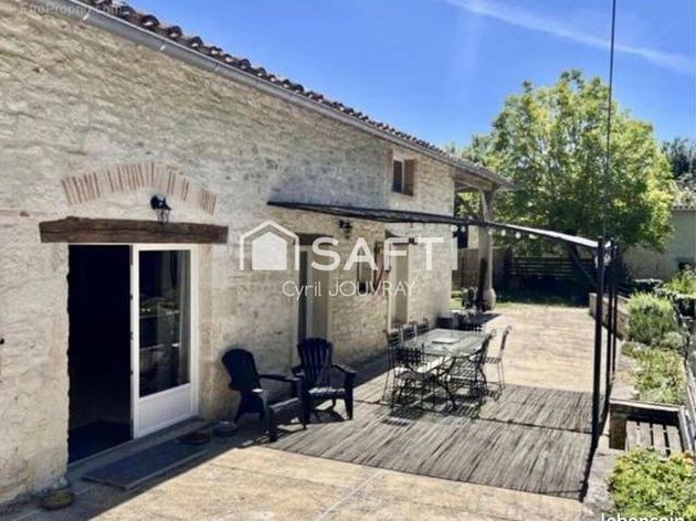 Propriété 6 pièces 262 m²