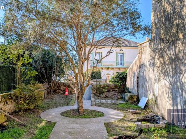 Propriété 6 pièces 275 m²