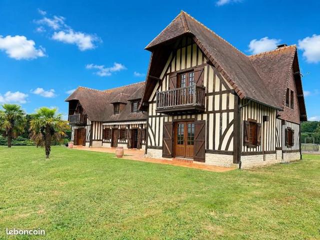Propriété 6 pièces 276 m²