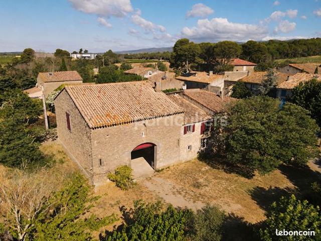 Propriété 6 pièces 277 m²