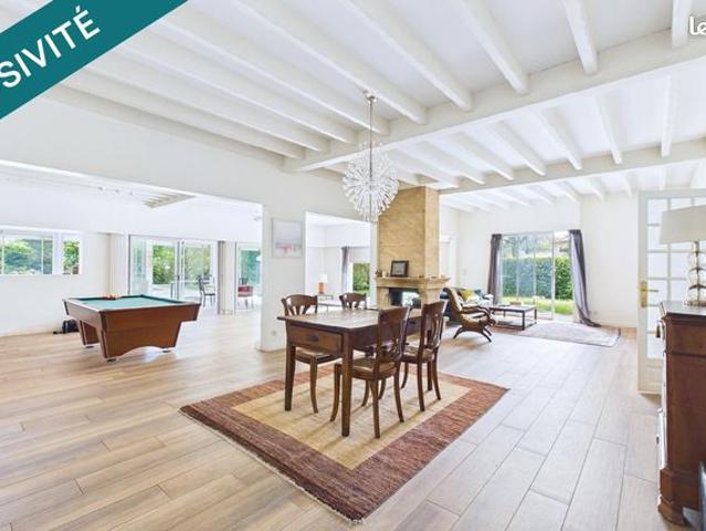 Propriété 6 pièces 270 m²