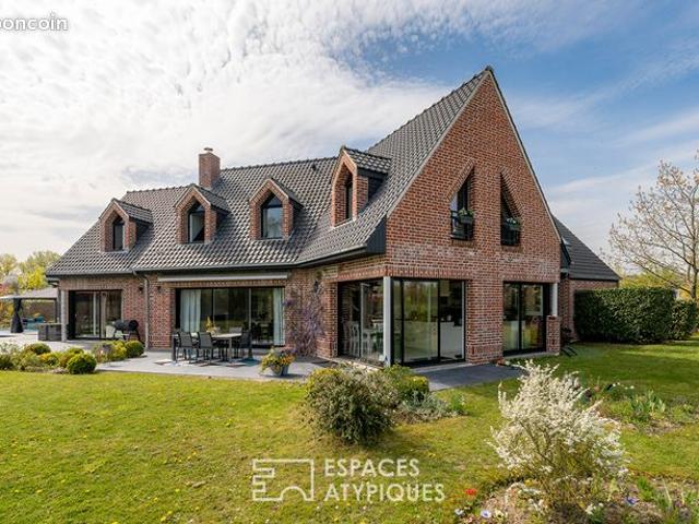 Propriété 6 pièces 271 m²