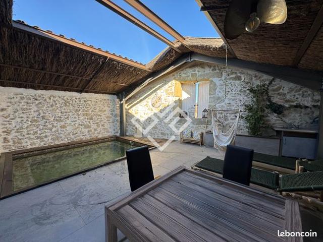 Propriété 6 pièces 285 m²