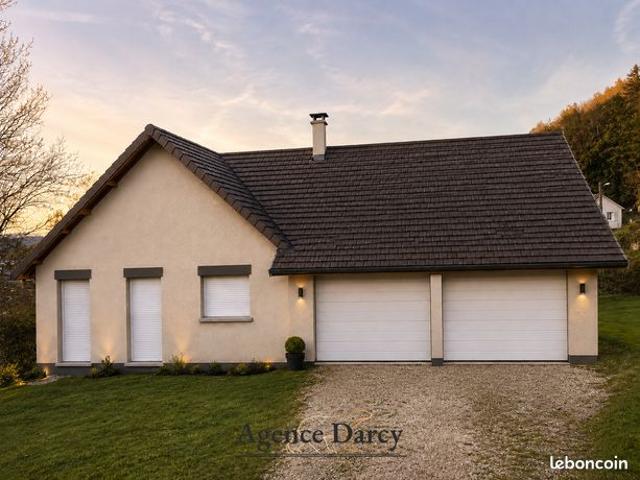 Propriété 6 pièces 288 m²
