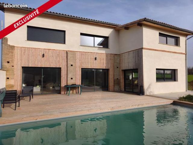Propriété 6 pièces 280 m²