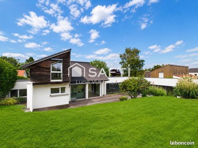 Propriété 6 pièces 280 m²
