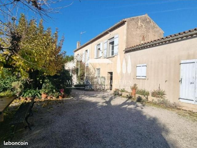 Propriété 6 pièces 280 m²