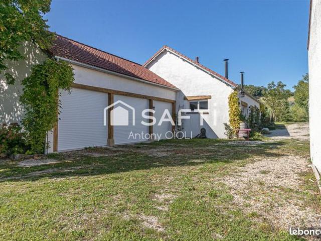 Propriété 6 pièces 280 m²
