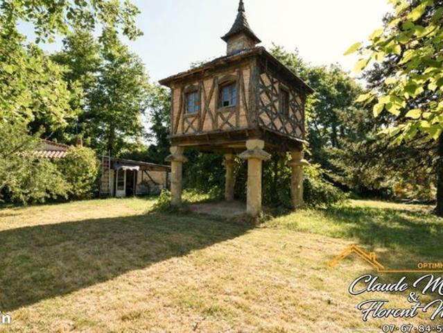 Propriété 6 pièces 283 m²