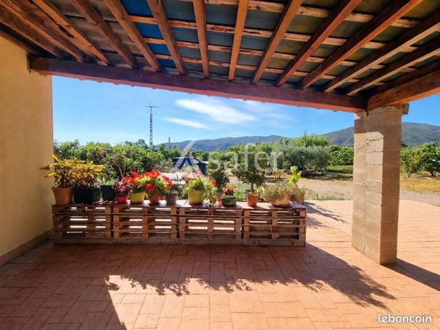 Propriété 6 pièces 290 m²