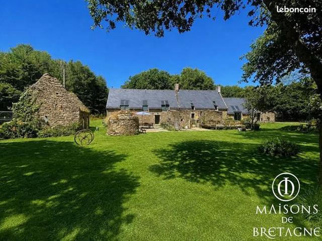 Propriété 6 pièces 300 m²