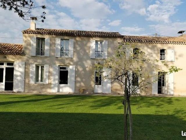 Propriété 6 pièces 315 m²