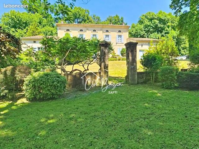 Propriété 6 pièces 310 m²