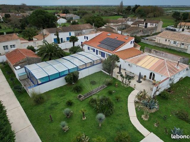Propriété 6 pièces 325 m²