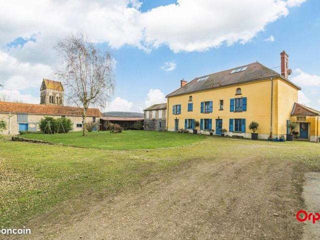 Propriété 6 pièces 320 m²