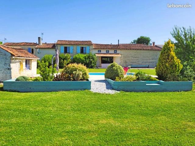 Propriété 6 pièces 336 m²