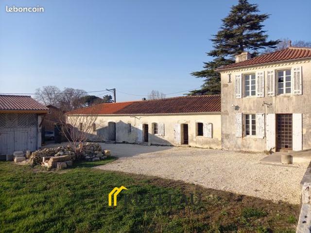 Propriété 6 pièces 330 m²
