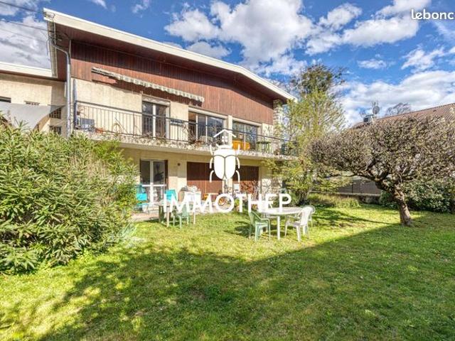 Propriété 6 pièces 391 m²