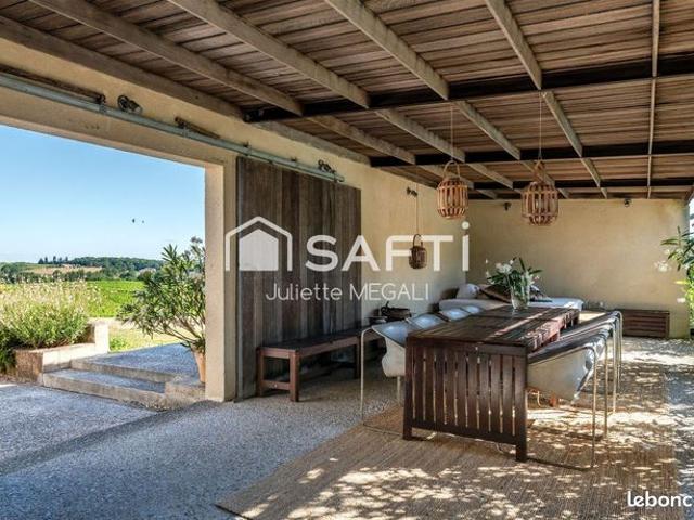 Propriété 6 pièces 450 m²
