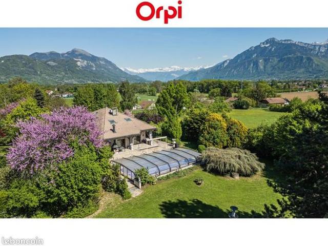 Propriété 6 pièces 524 m²