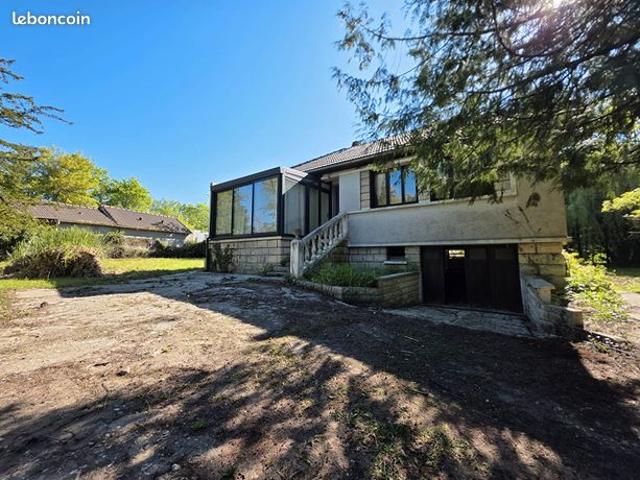 Propriété 6 pièces 90 m²