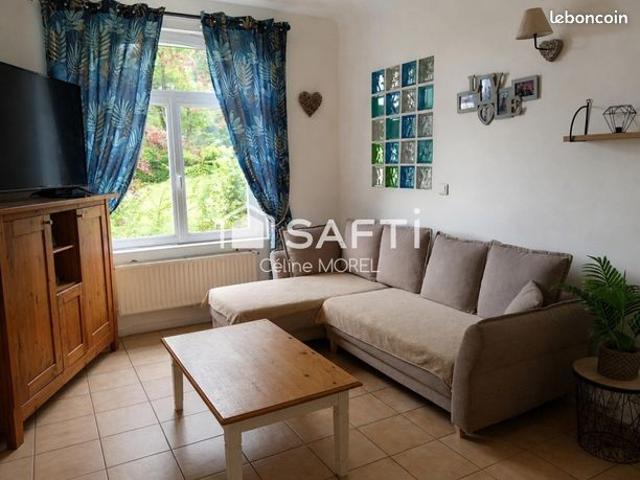 Propriété 6 pièces 93 m²