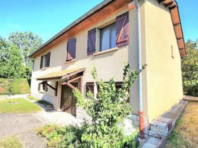 Propriété 6 pièces 96 m²
