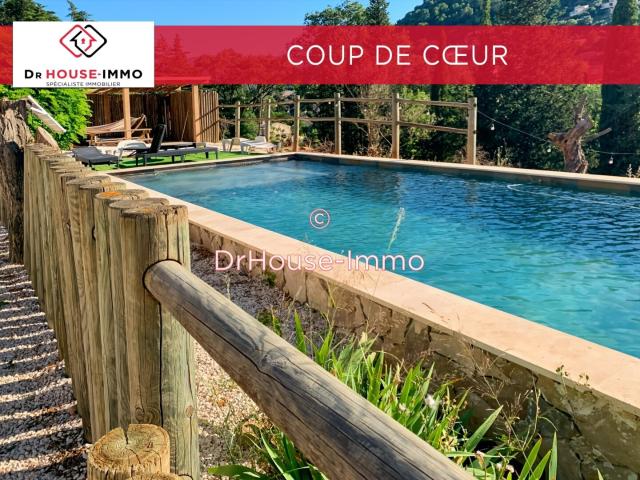 Propriété 6 pièces et 3 dépendances 250m²