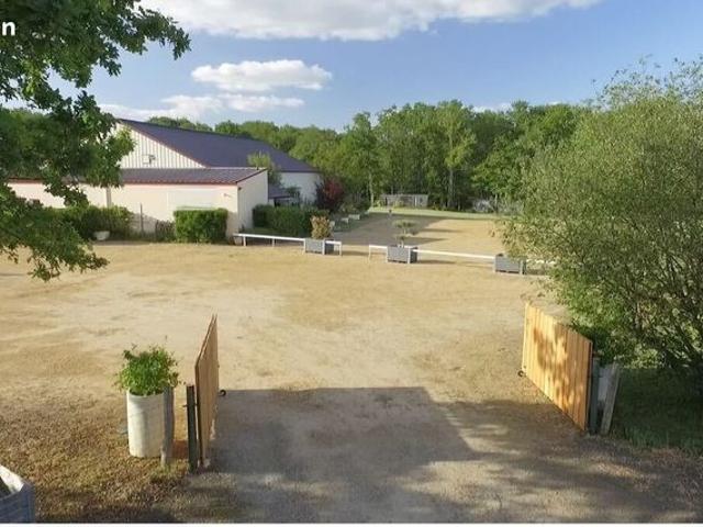Propriété 720 m² Ecuille