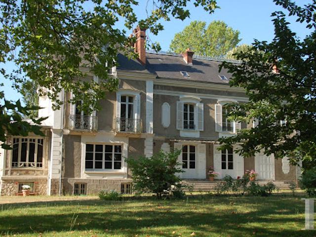 Propriété avec jardin