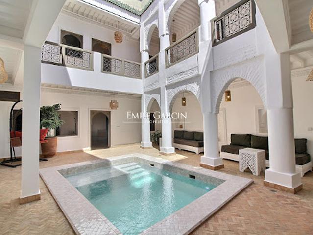 Propriété avec piscine