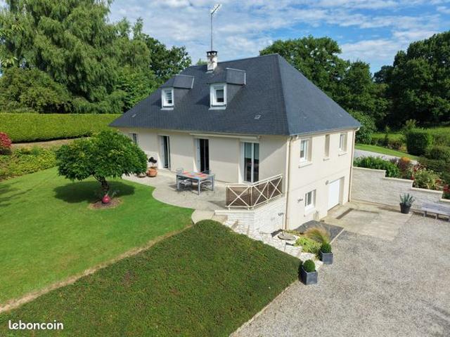 Propriété 8 pièces 127 m²