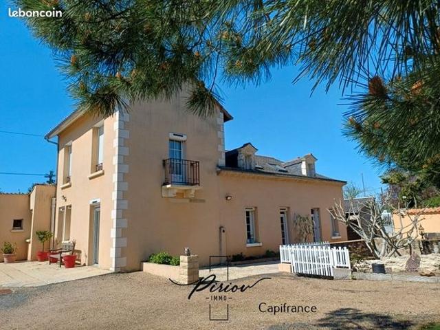Propriété 8 pièces 129 m²