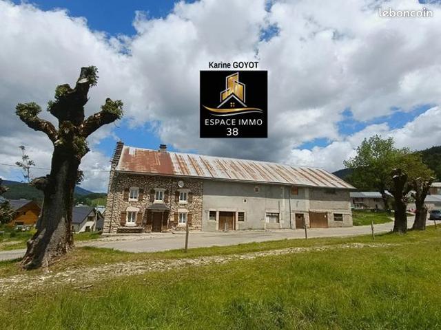 Propriété 8 pièces 120 m²