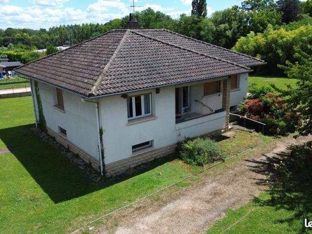 Propriété 8 pièces 121 m²