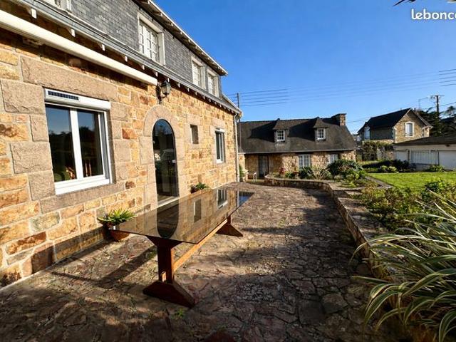 Propriété 8 pièces 135 m²