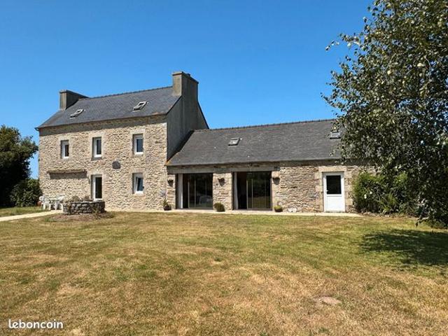 Propriété 8 pièces 136 m²