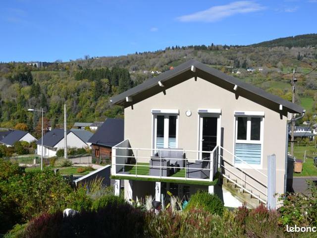 Propriété 8 pièces 136 m²
