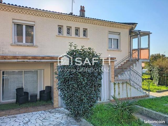 Propriété 8 pièces 138 m²