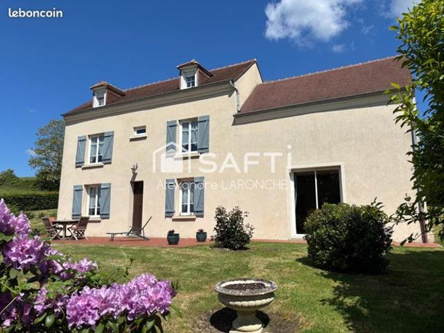Propriété 8 pièces 131 m²