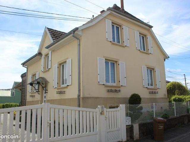Propriété 8 pièces 133 m²