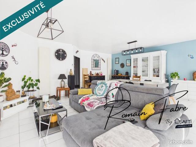 Propriété 8 pièces 144 m²
