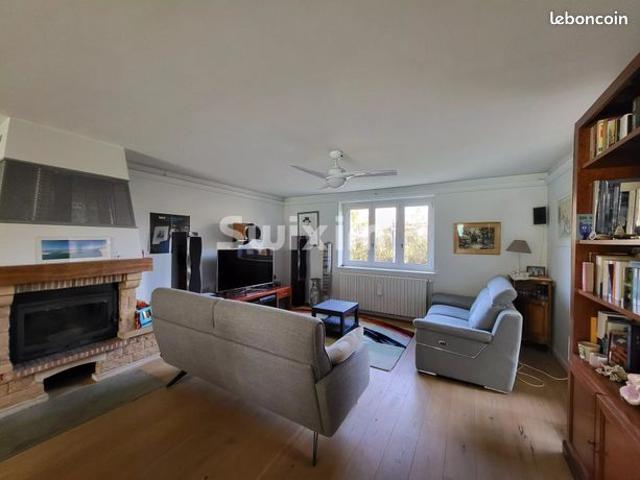 Propriété 8 pièces 145 m²