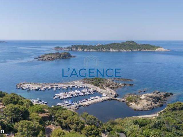 Propriété 8 pièces 145 m²
