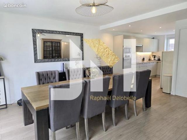 Propriété 8 pièces 146 m²